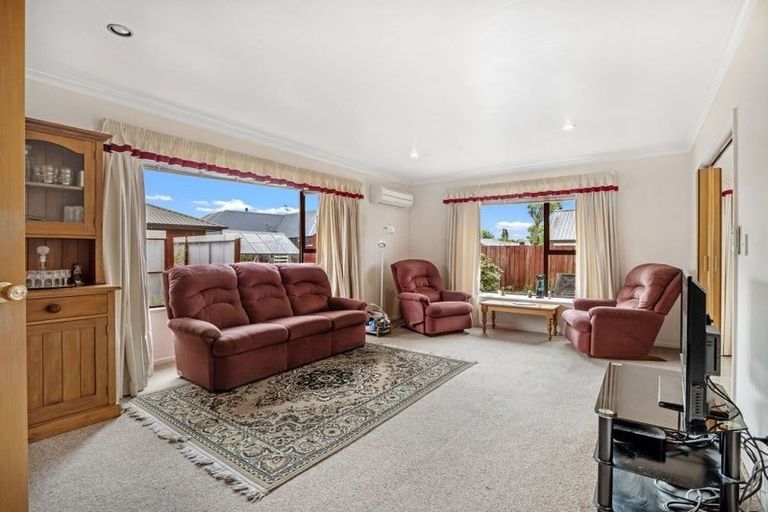 Photo of property in 2 Canon Stack Place, Kaiapoi, 7630