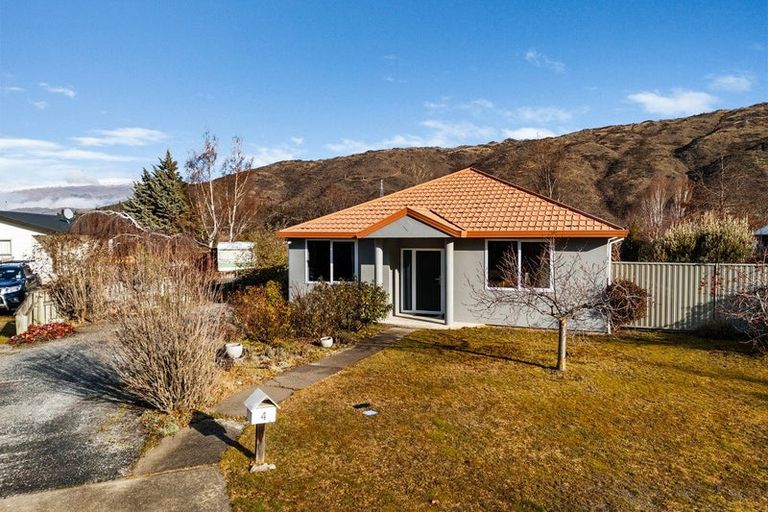 Photo of property in 4 Lantern Way, Clyde, 9330