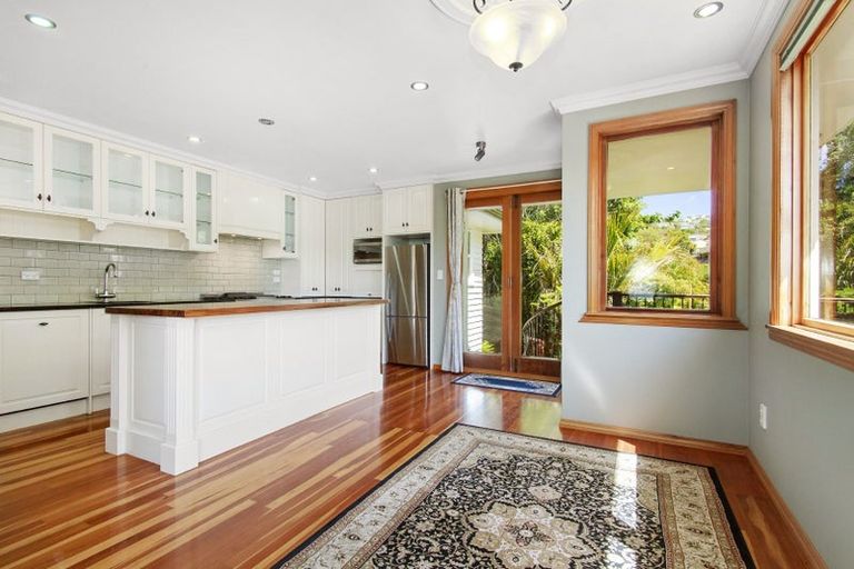 Photo of property in 7 Christopher Way, Paparangi, Wellington, 6037