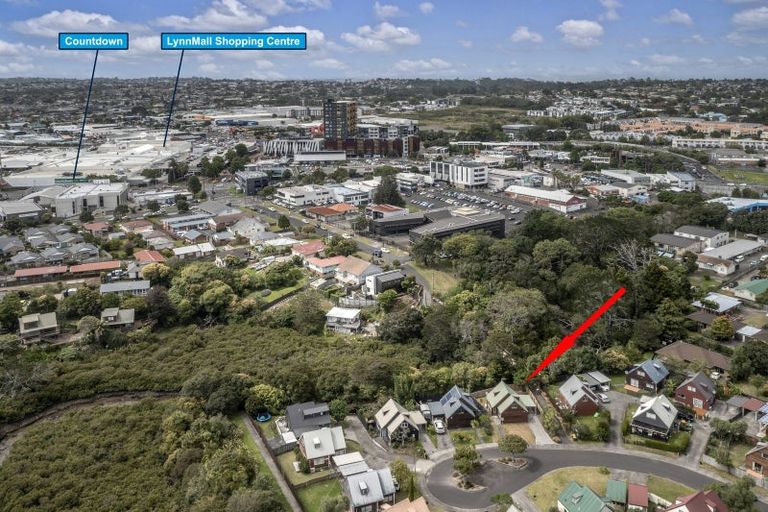 Photo of property in 19 Caspian Close, New Lynn, Auckland, 0600