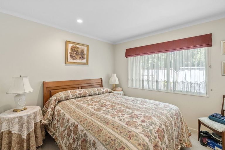 Photo of property in 4 Campbell Grove, Levin, 5510