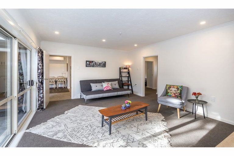 Photo of property in 250 Opawa Road, Hillsborough, Christchurch, 8022