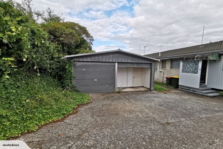 Photo of property in 2/17 Miramar Place, Pakuranga, Auckland, 2010