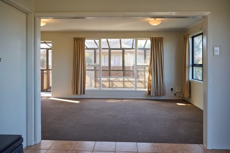 Photo of property in 1/29 Kuaka Crescent, Bromley, Christchurch, 8062