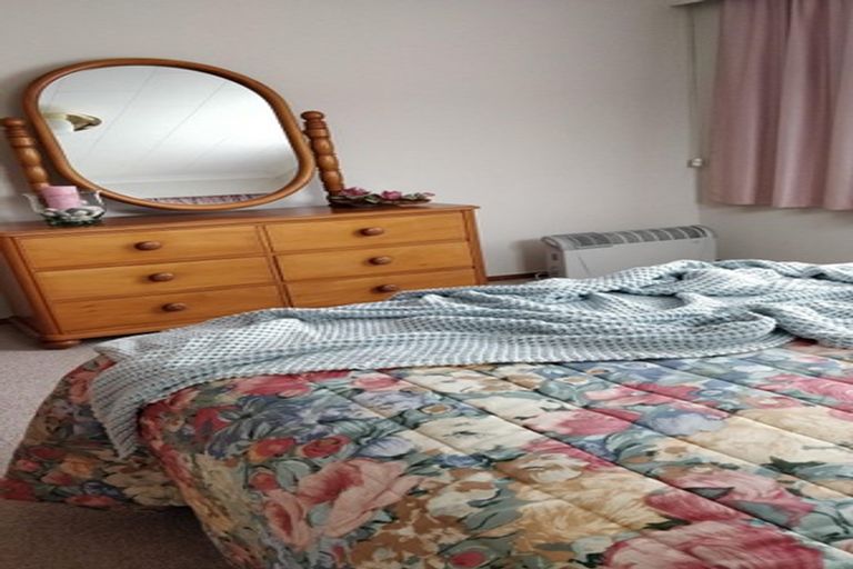 Photo of property in 51 Holdsworth Avenue, Trentham, Upper Hutt, 5018