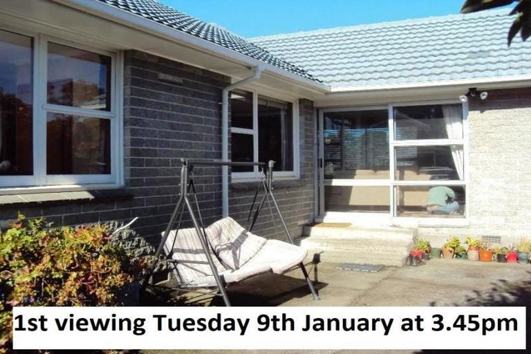 Photo of property in 14 Fairmile Place, Russley, Christchurch, 8042