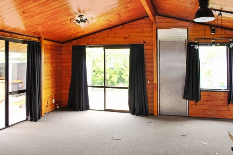 Photo of property in 21 Rosedale Crescent, Cloverlea, Palmerston North, 4412