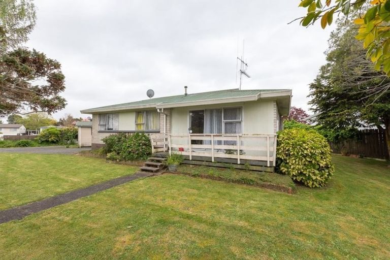 Photo of property in 3 Bradley Place, Nawton, Hamilton, 3200