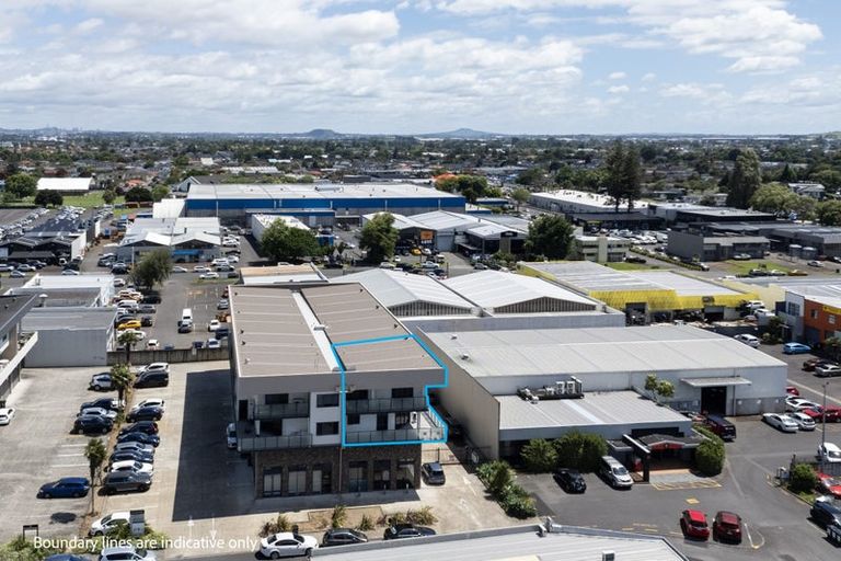 Photo of property in 4/9 Freeman Way, Manukau, Auckland, 2104