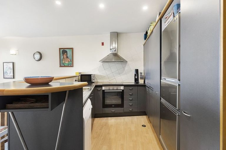 Photo of property in Sirocco Apartments, 607/8 Church Street, Wellington Central, Wellington, 6011