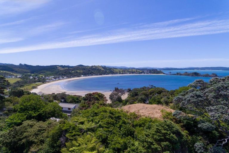 Photo of property in 124 Rapata Road, Oakura, Hikurangi, 0184