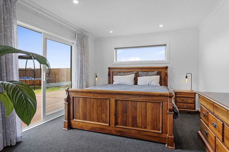 Photo of property in 76 Parsonage Road, Woodend, 7610