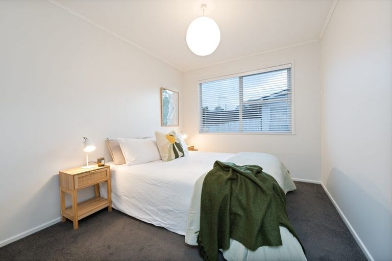 Photo of property in 26a Finlow Drive, Te Atatu South, Auckland, 0610