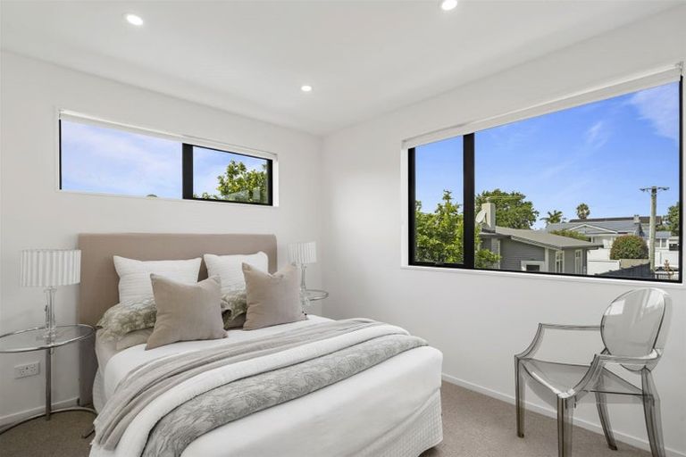 Photo of property in 3 Mahinga Kai Way, Belmont, Auckland, 0622