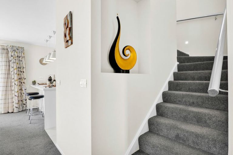 Photo of property in 55 Pendarves Street, New Plymouth, 4310