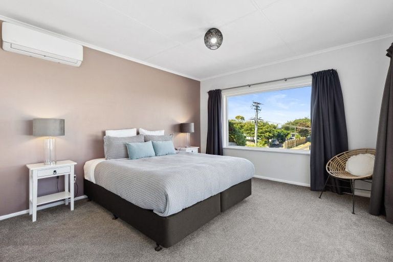 Photo of property in 22 Sunset Street, Hilltop, Taupo, 3330