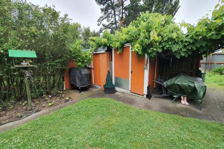 Photo of property in 44 Rowcliffe Crescent, Avonside, Christchurch, 8061