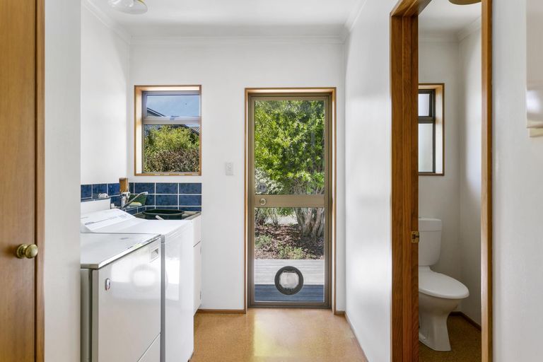 Photo of property in 20 Golders Place, Richmond Heights, Taupo, 3330