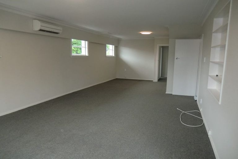 Photo of property in 1/70 Sawyers Arms Road, Northcote, Christchurch, 8052