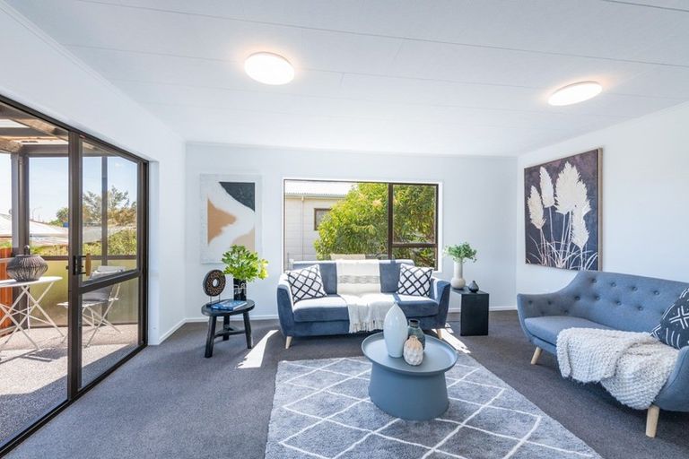 Photo of property in 2/19 Tahunanui Drive, Tahunanui, Nelson, 7011