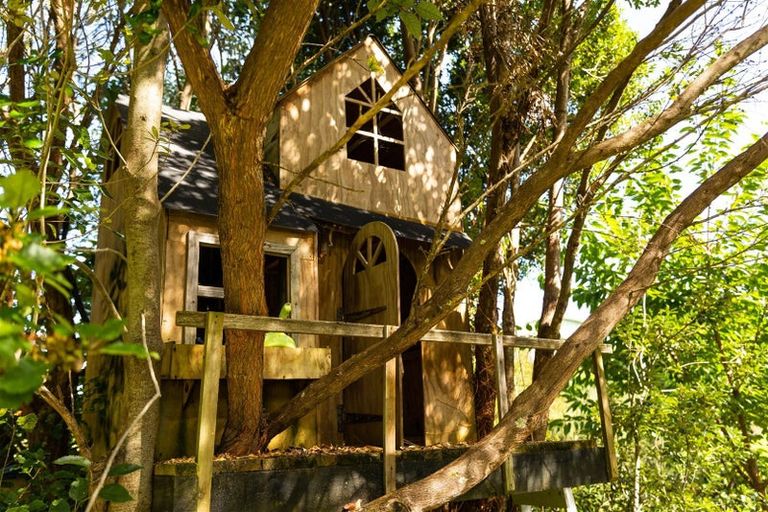 Photo of property in 80 Koutunui Road, Athenree, Katikati, 3177