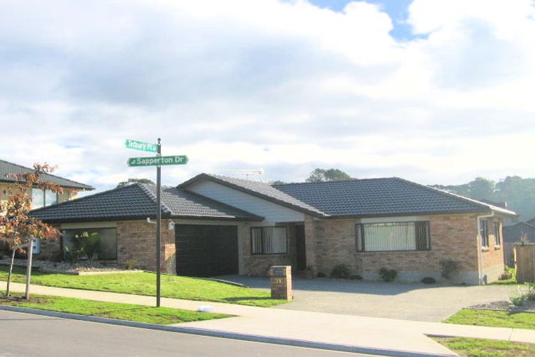 Photo of property in 19 Sapperton Drive, Henderson, Auckland, 0612