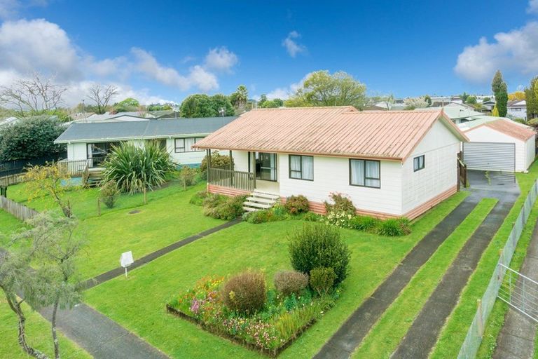 Photo of property in 23 Karen Crescent, Dinsdale, Hamilton, 3204
