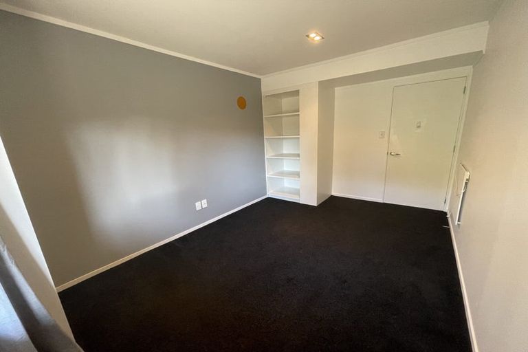 Photo of property in 2/63 Langana Avenue, Browns Bay, Auckland, 0630