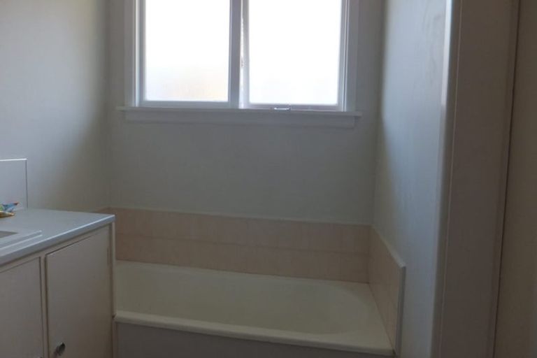 Photo of property in 42 Bracebridge Street, Kaiapoi, 7630