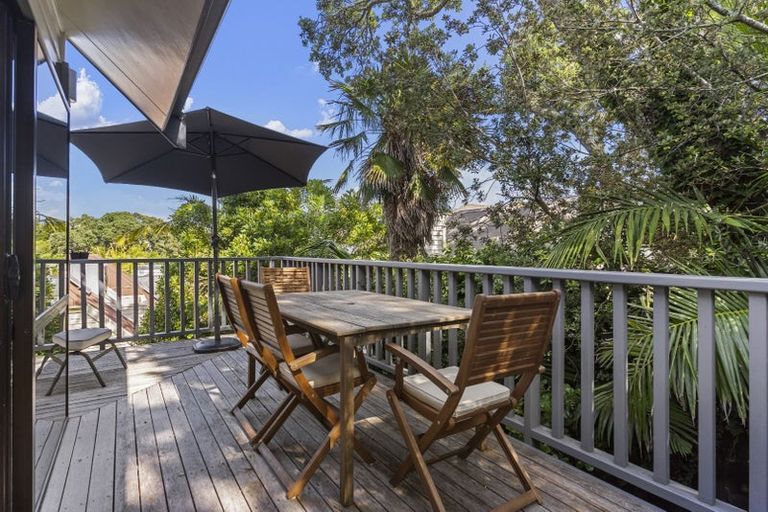 Photo of property in 2/31 Clifton Road, Herne Bay, Auckland, 1011