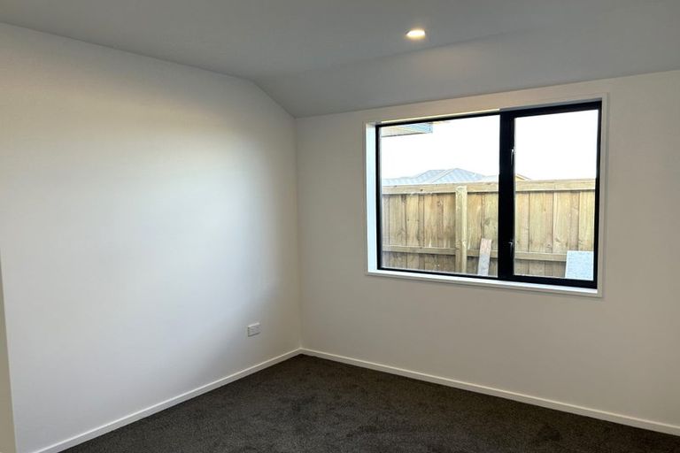 Photo of property in 37 Sanders Way, Rolleston, 7614