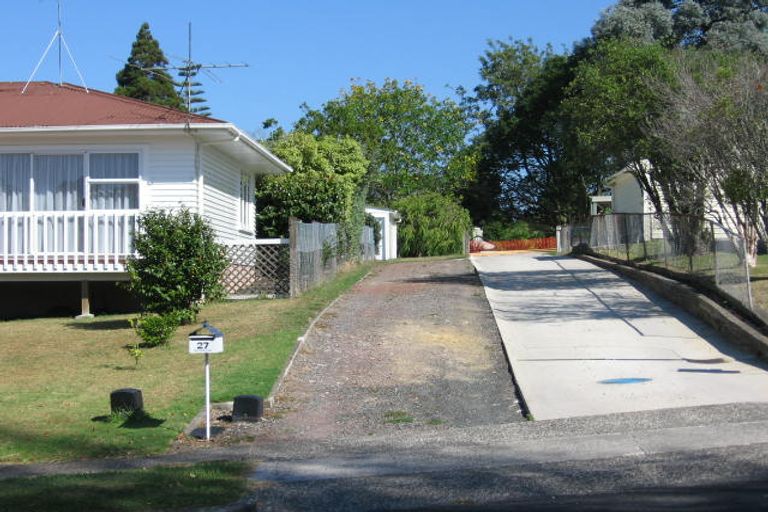 Photo of property in 27 Cutler Street, New Lynn, Auckland, 0600