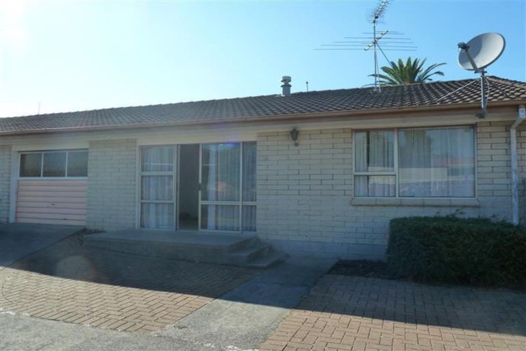 Photo of property in 3/98 Carruth Road, Papatoetoe, Auckland, 2025