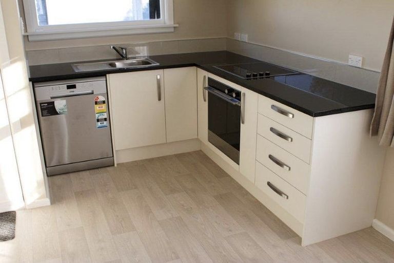 Photo of property in 19 Siddal Place, Richmond, Christchurch, 8013