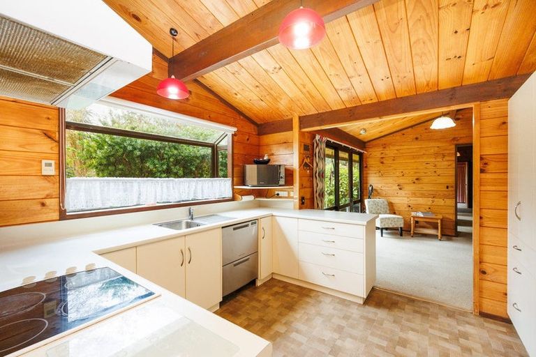 Photo of property in 8a Humphrey Street, Marton, 4710