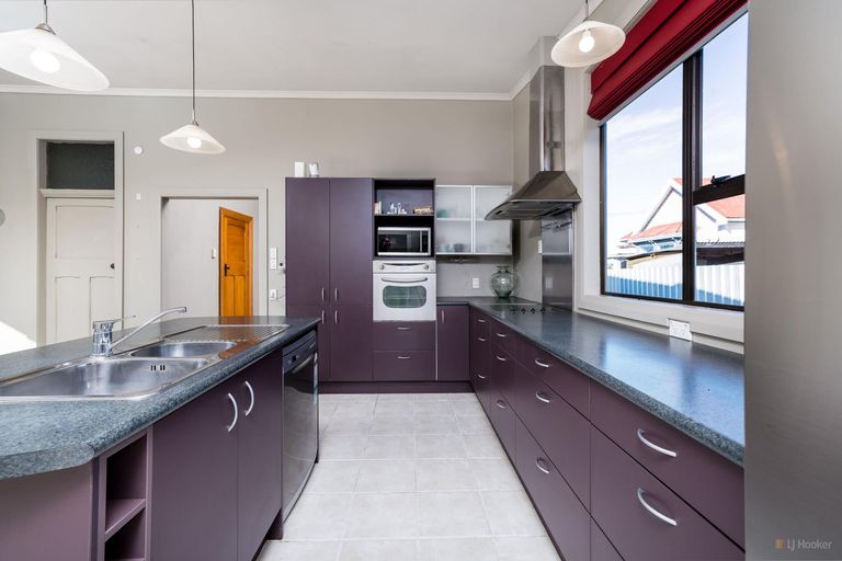 Photo of property in 12 Harris Street, Waimate, 7924