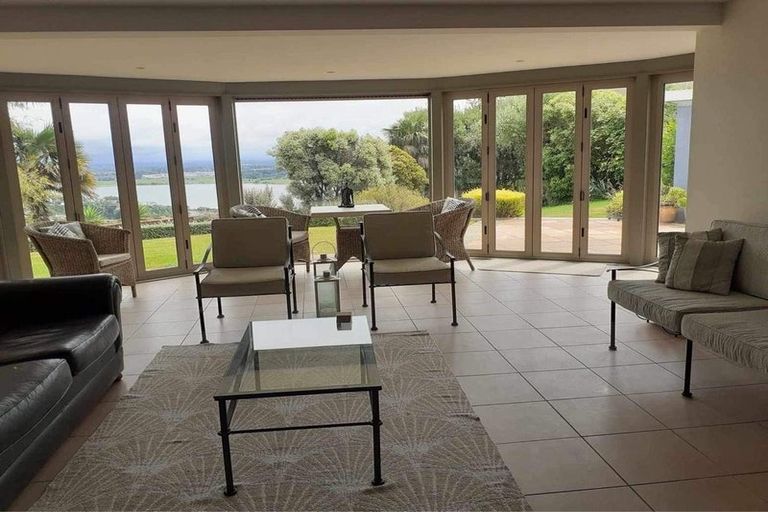 Photo of property in 76 Glenstrae Road, Redcliffs, Christchurch, 8081