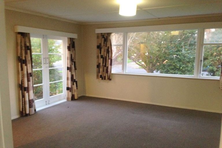 Photo of property in 33 Routley Crescent, Elderslea, Upper Hutt, 5018