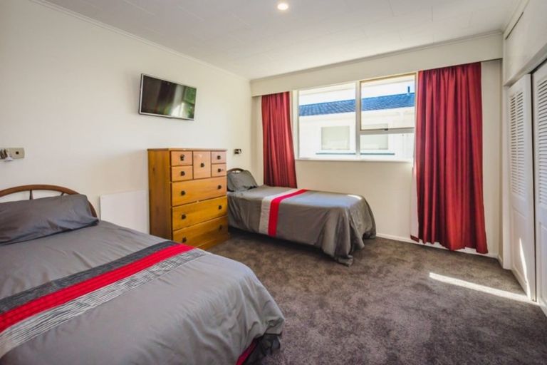 Photo of property in 53 Teoti Street, Paraparaumu Beach, Paraparaumu, 5032