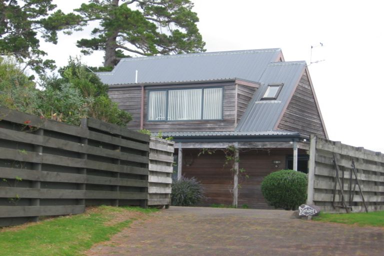 Photo of property in 15 Golden Hills Drive, Pauanui, Hikuai, 3579