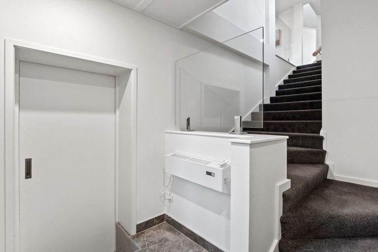 Photo of property in 23 Livingstone Lane, Frankton, 9300