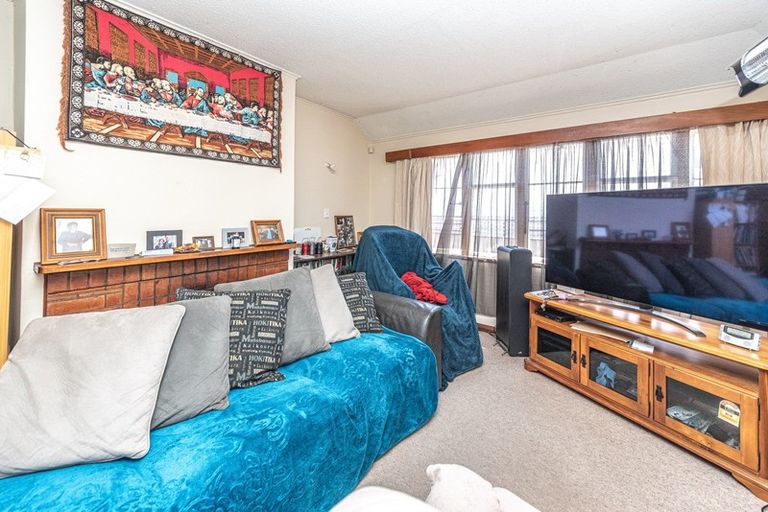 Photo of property in 49 Caius Avenue, Gonville, Whanganui, 4501