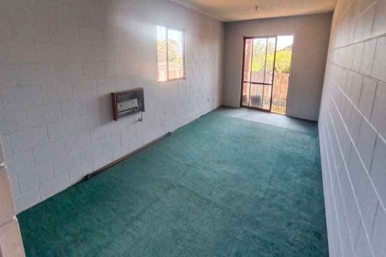 Photo of property in 12b Bronte Place, Whalers Gate, New Plymouth, 4310