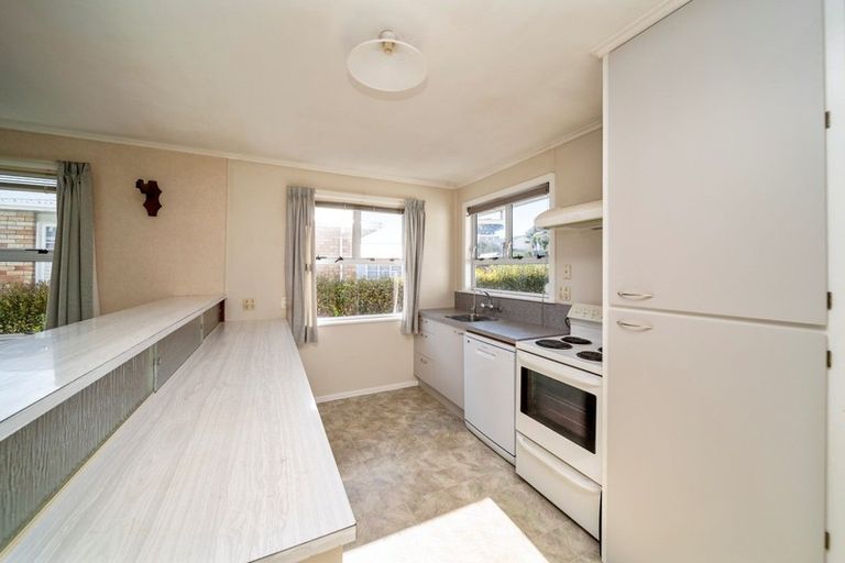 Photo of property in 4 Rosendale Avenue, Spotswood, New Plymouth, 4310