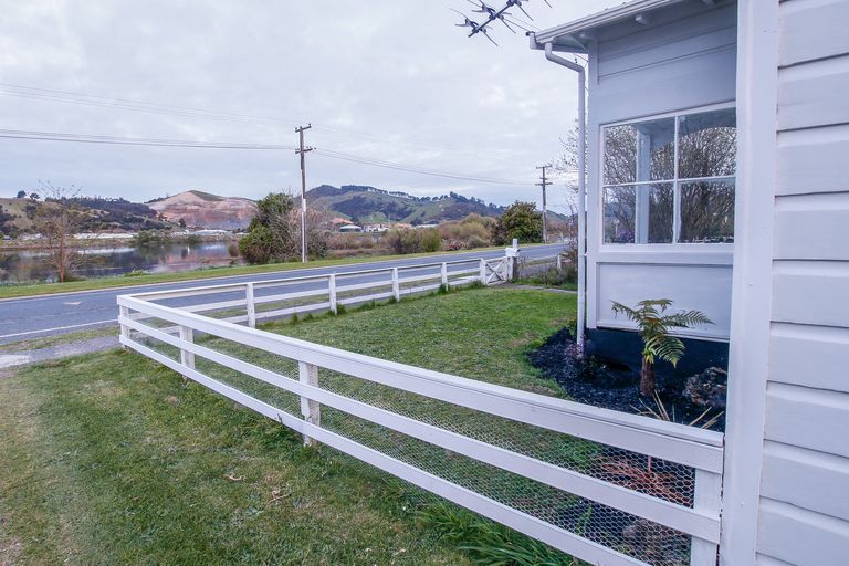 Photo of property in 74 Riverview Road, Huntly, 3700