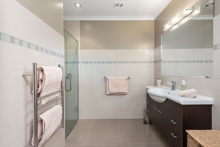 Photo of property in 20 Oceania Sands Way, Papamoa Beach, Papamoa, 3118