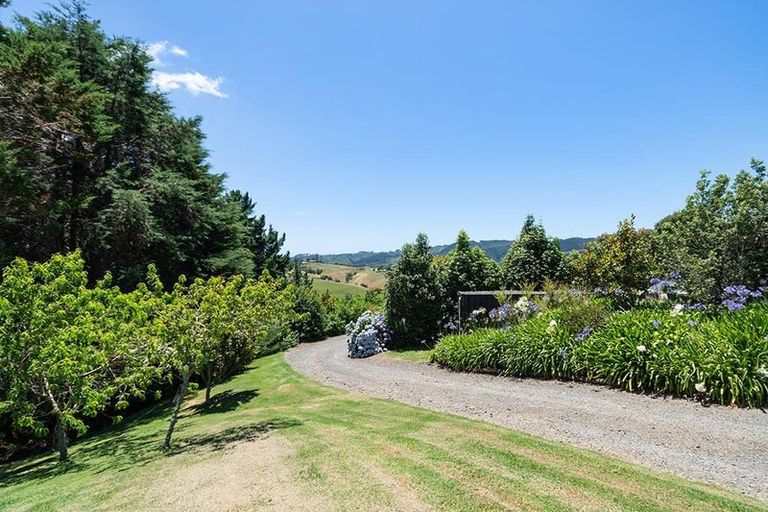 Photo of property in 42a Mcgregor Road, Clevedon, Papakura, 2582