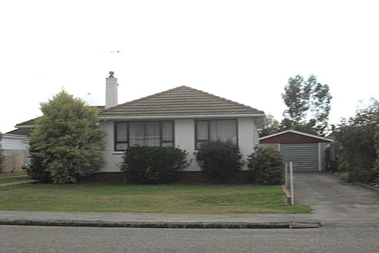 Photo of property in 12 Betten Street, Waimate, 7924