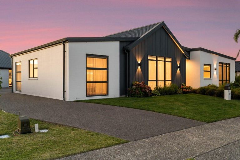 Photo of property in 20 Cotula Way, Papamoa Beach, Papamoa, 3118