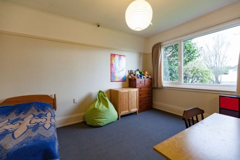 Photo of property in 64 Selwyn Street, Somerfield, Christchurch, 8024